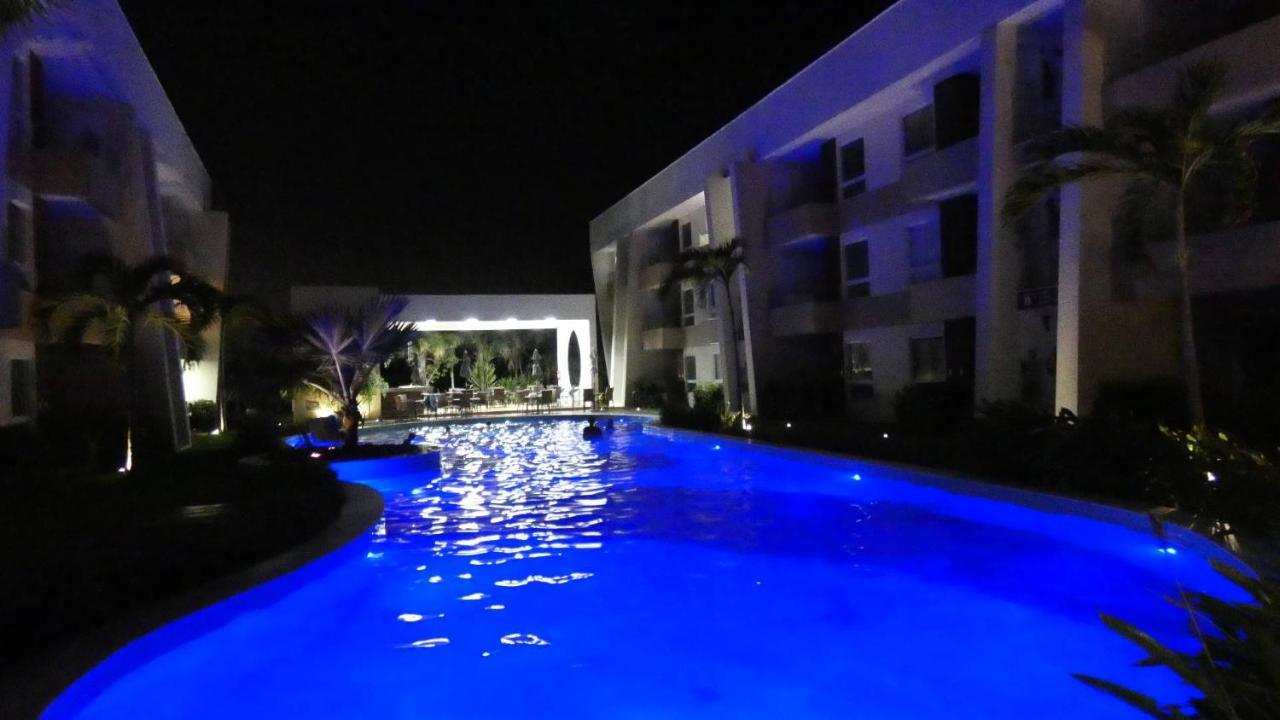 Porto Smeralda, Praia De Guarajuba, Formidavel Exterior foto